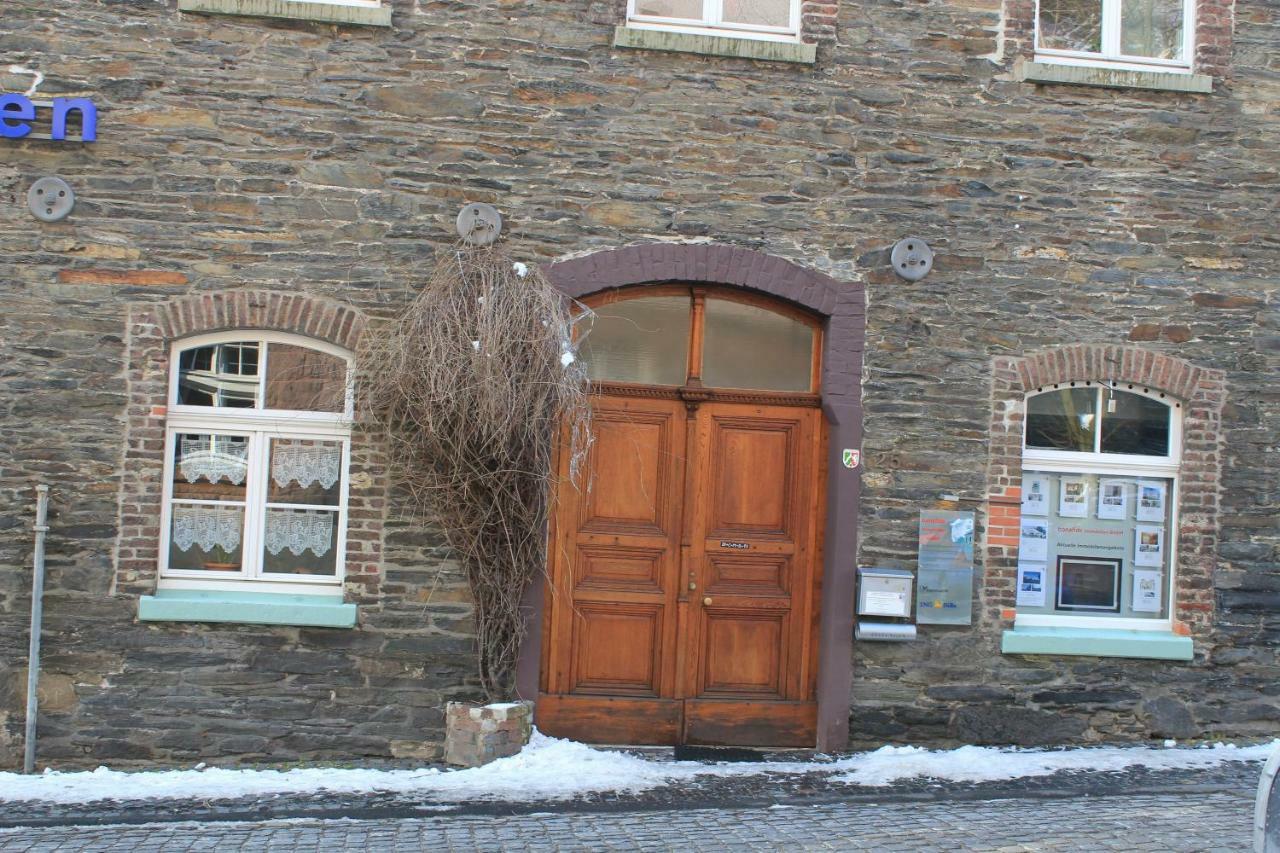 Zum Alten Landrat Monschau Exterior photo